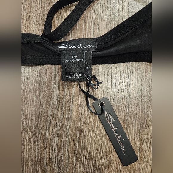 Spiked bra - Picture 3 of 3